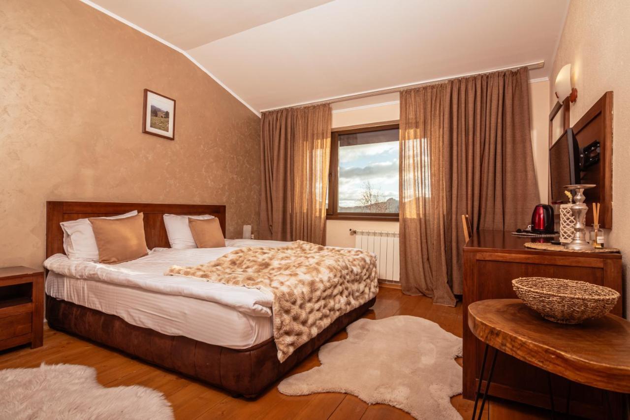 Hotel Smilen Smolyan Exterior photo